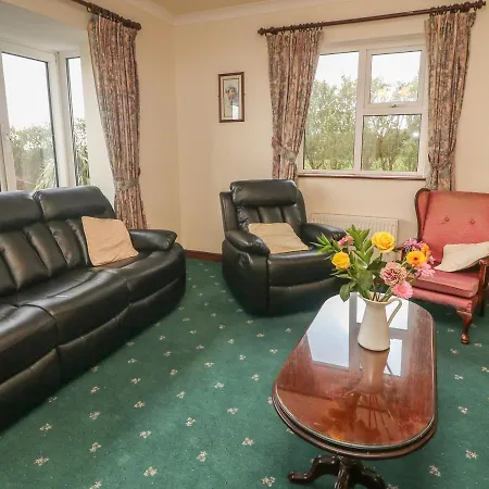Holiday home Cleary